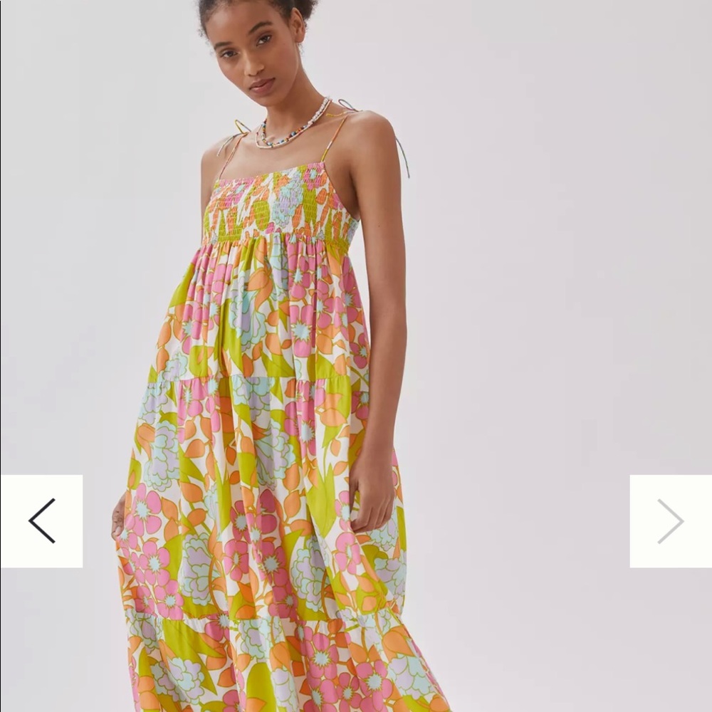 S/W/F NWT En-flowered dress